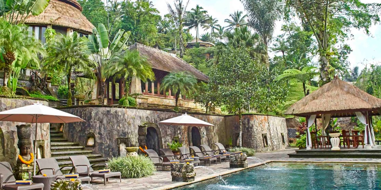 Ishwari Poolside Cafe