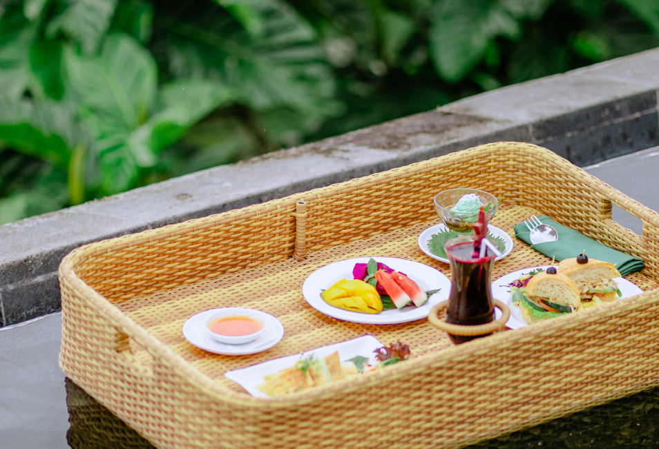 Floating Brunch